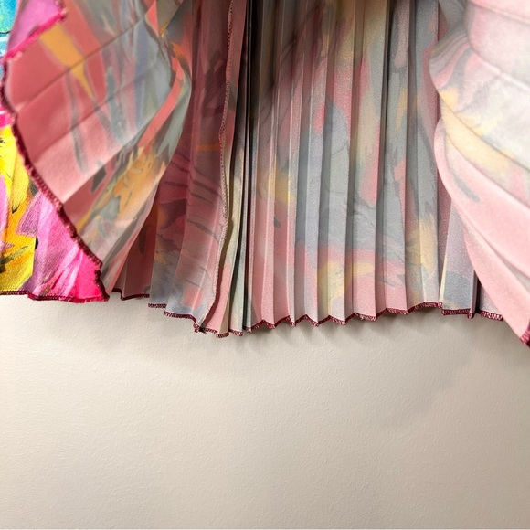 Multicolored Abstract Satin Pleated Skirt - Size Small - Picture 5 of 11